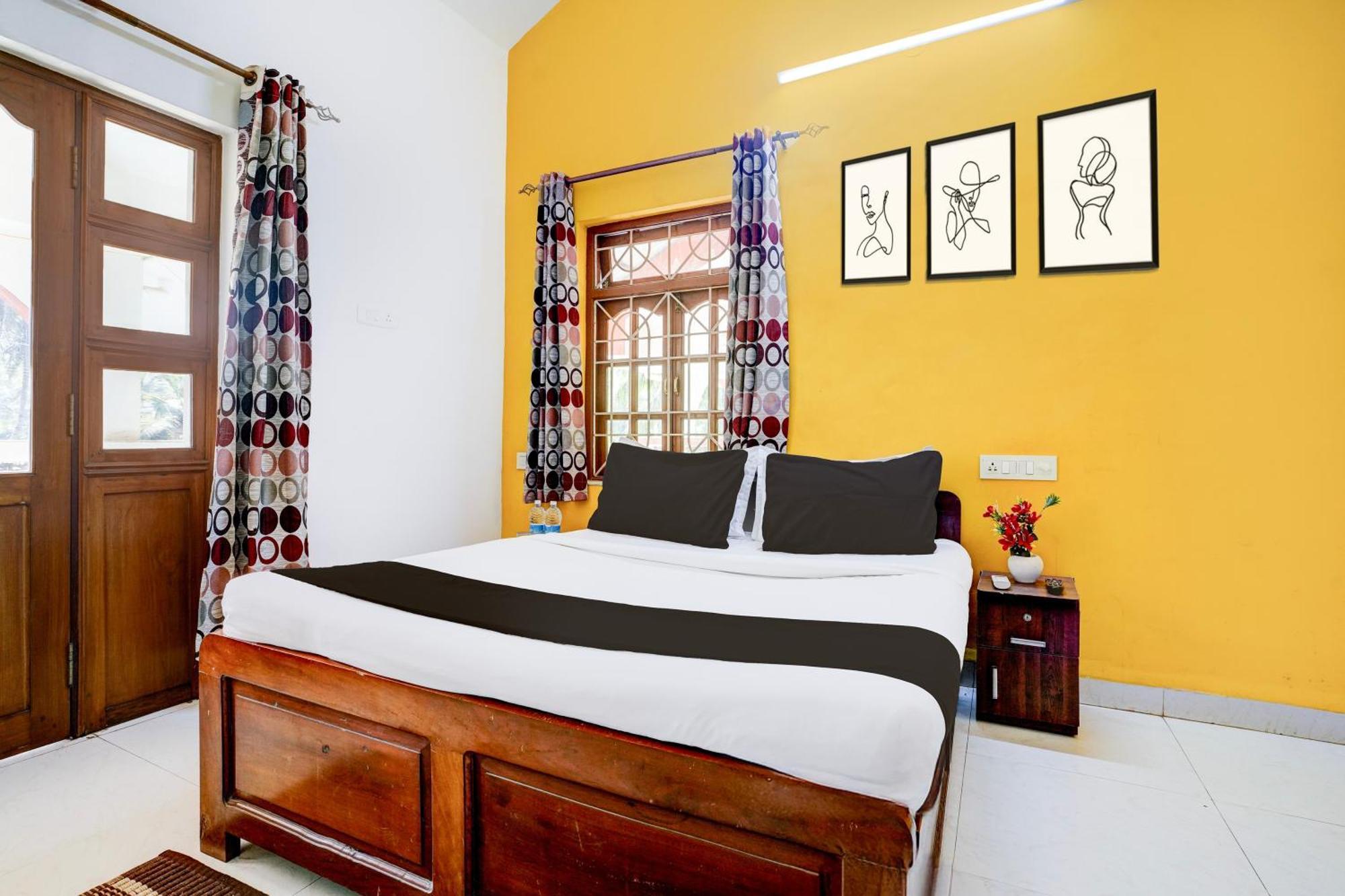 Oyo Flagship Triple Beach Guest House Benaulim Exterior foto